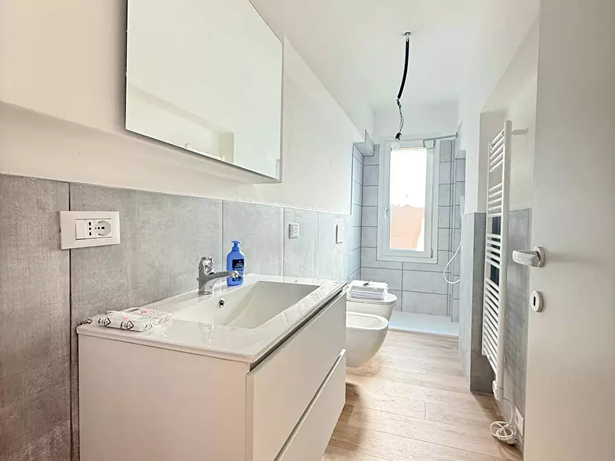 Immagine 9 di Appartamento in vendita  a Mantova