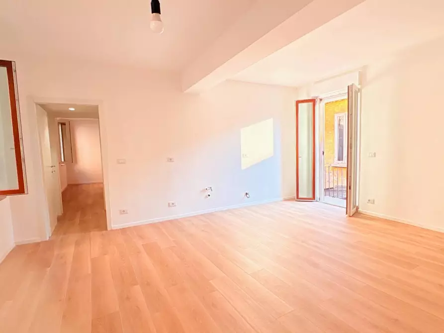 Immagine 3 di Appartamento in vendita  a Mantova
