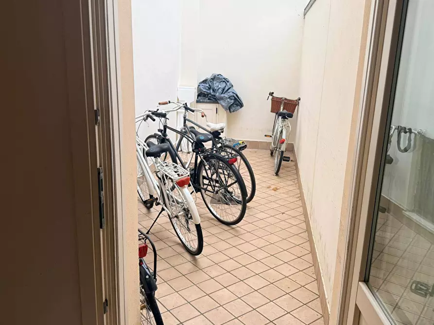 Immagine 5 di Appartamento in affitto  a Mantova