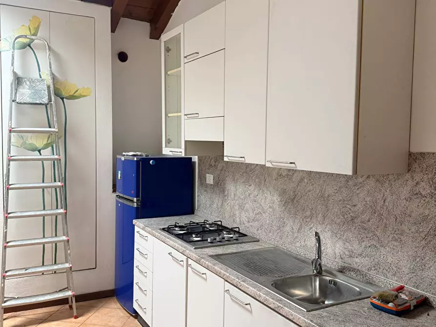 Immagine 4 di Appartamento in affitto  a Mantova