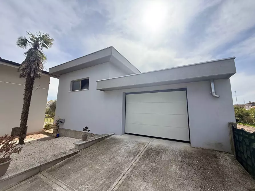 Immagine 56 di Casa indipendente in vendita  a Casalmoro