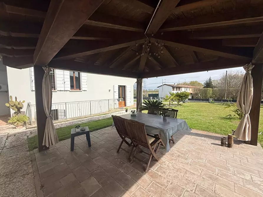 Immagine 60 di Casa indipendente in vendita  a Casalmoro