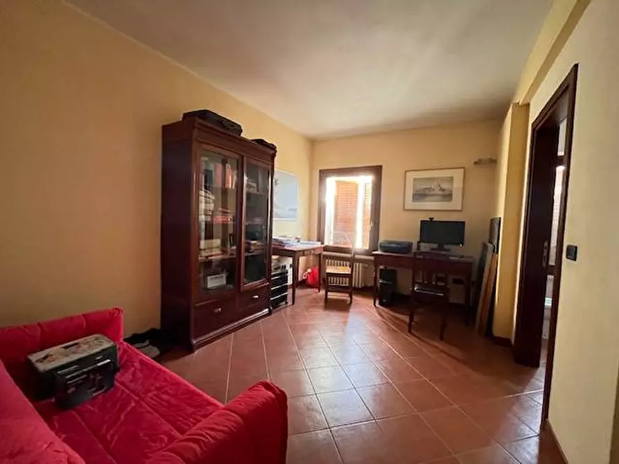 Immagine 8 di Casa indipendente in vendita  a Mantova