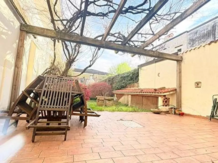 Immagine 16 di Casa indipendente in vendita  a Mantova