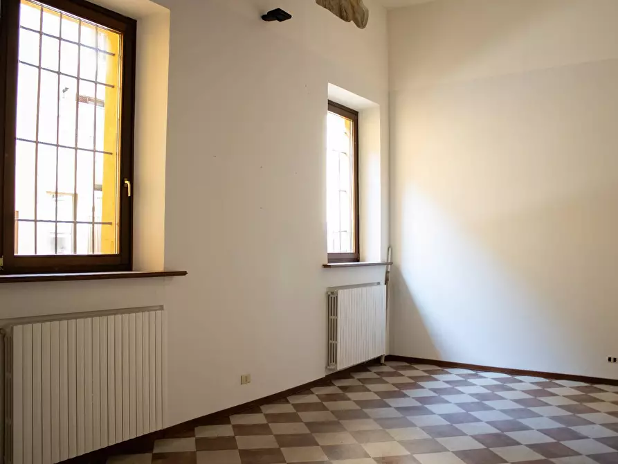 Immagine 18 di Appartamento in vendita  a Mantova