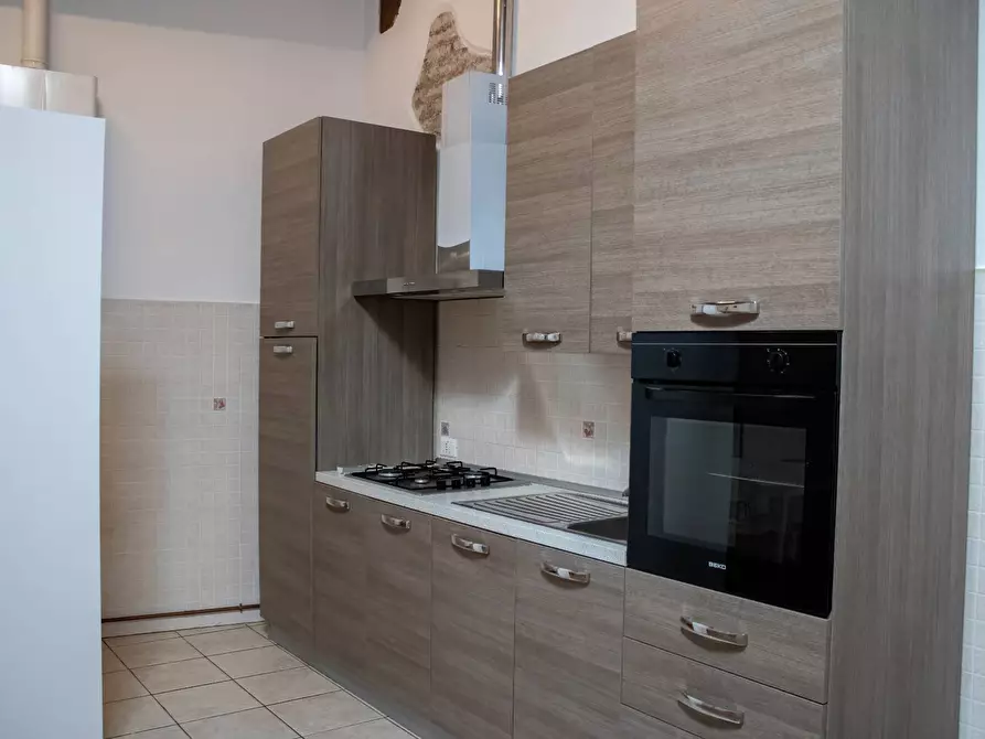 Immagine 3 di Appartamento in vendita  a Mantova