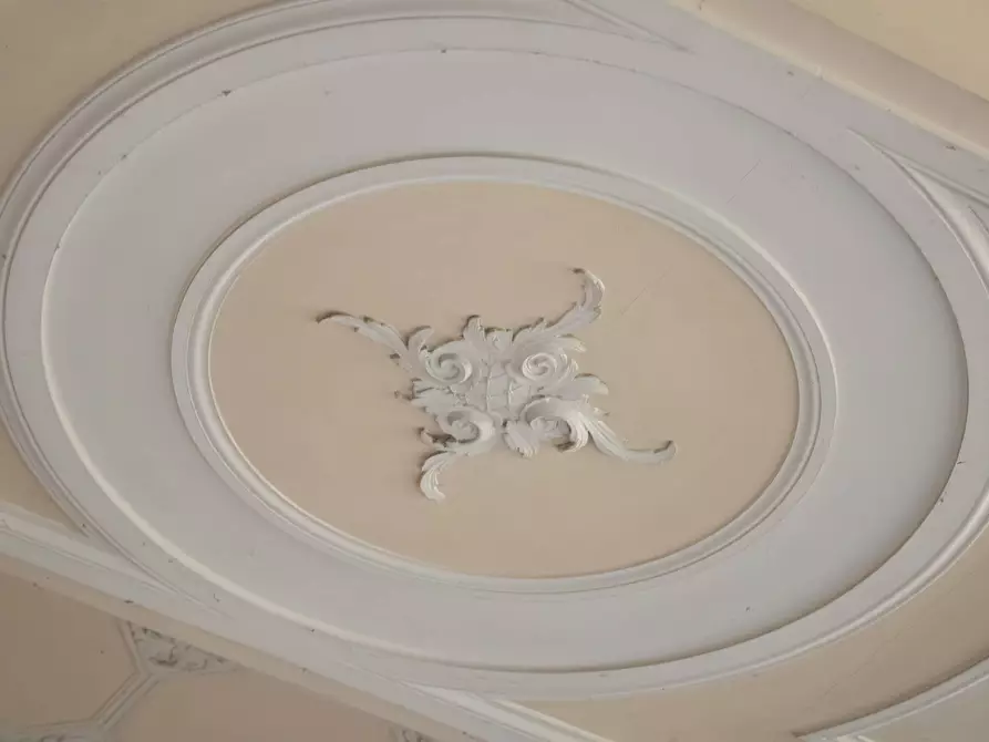 Immagine 40 di Casa indipendente in vendita  a Mantova