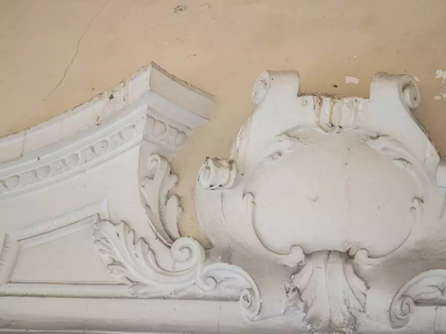 Immagine 43 di Casa indipendente in vendita  a Mantova