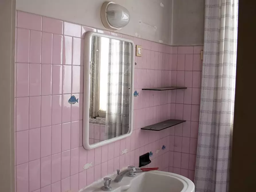 Immagine 52 di Casa indipendente in vendita  a Mantova