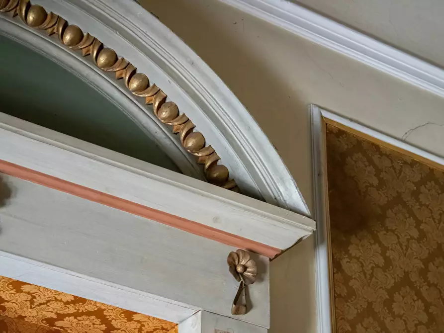 Immagine 58 di Casa indipendente in vendita  a Mantova