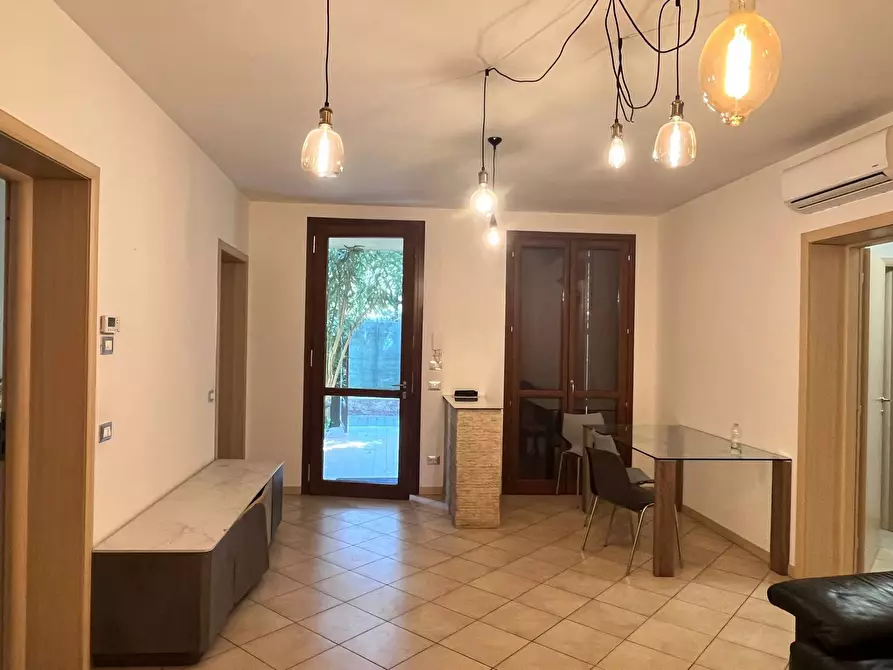 Immagine 5 di Appartamento in vendita  a Mantova