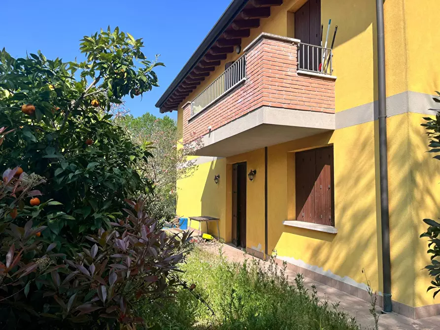 Immagine 10 di Appartamento in vendita  a Mantova