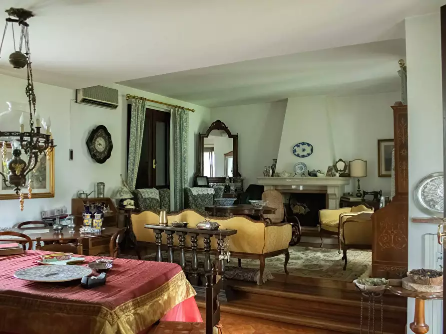 Immagine 7 di Villa in vendita  a Porto Mantovano