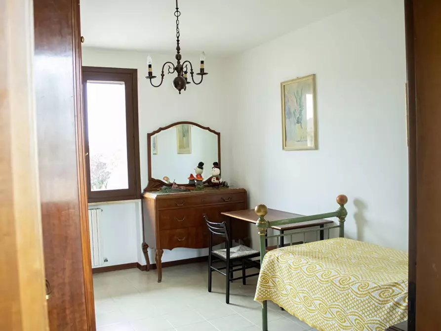 Immagine 26 di Villa in vendita  a Porto Mantovano