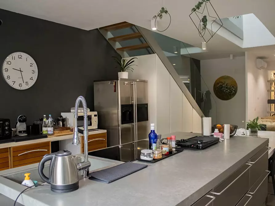 Immagine 3 di Villa in vendita  a Mantova