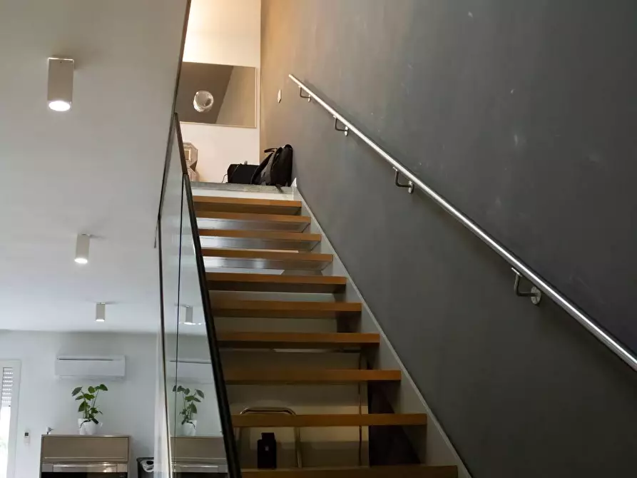 Immagine 8 di Villa in vendita  a Mantova