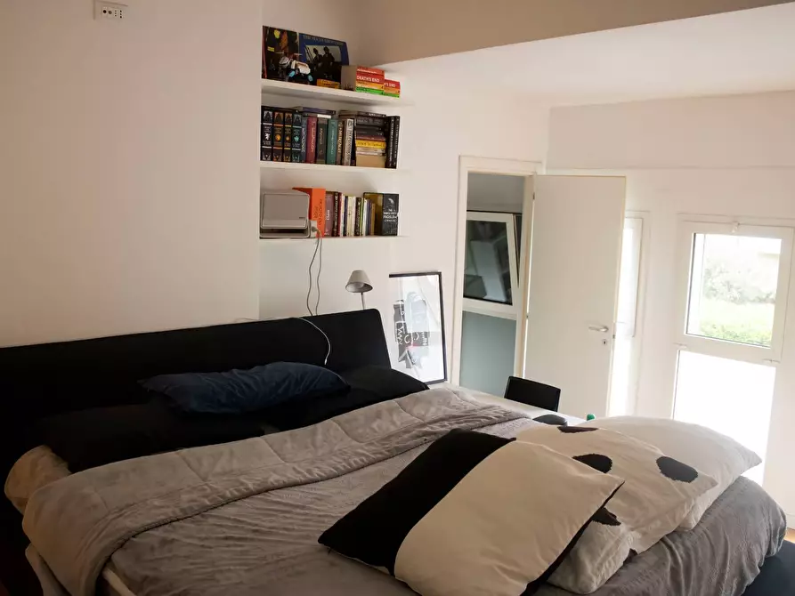 Immagine 15 di Villa in vendita  a Mantova