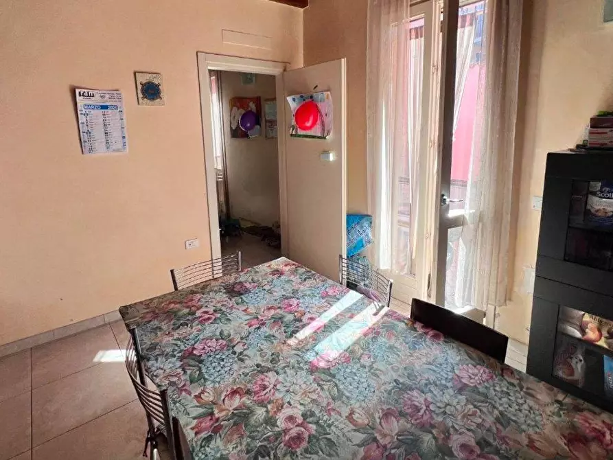 Immagine 3 di Appartamento in vendita  a Mantova