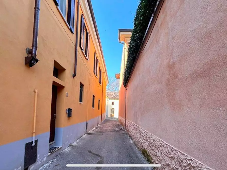 Immagine 20 di Appartamento in vendita  a Mantova