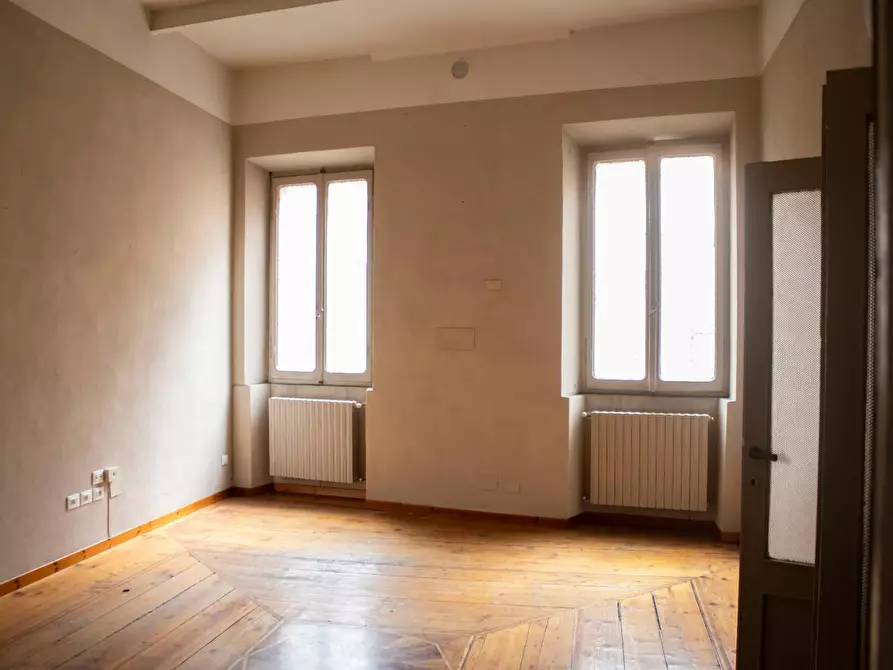 Immagine 1 di Appartamento in vendita  a Mantova