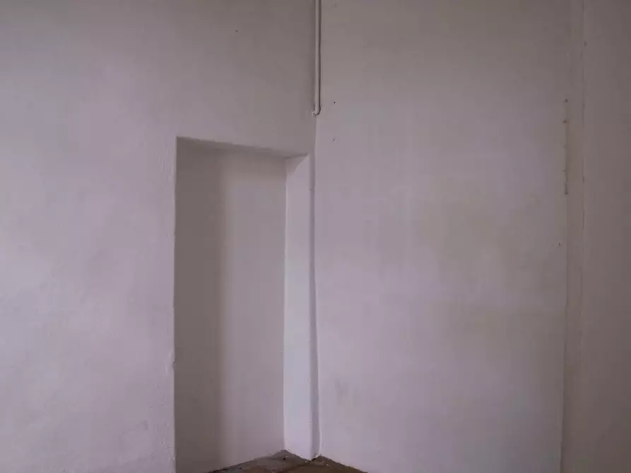 Immagine 11 di Appartamento in vendita  a Mantova