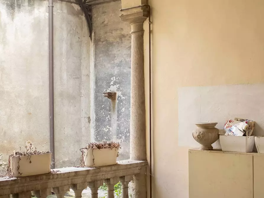 Immagine 13 di Appartamento in vendita  a Mantova