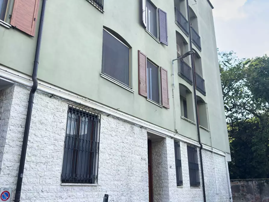 Immagine 22 di Appartamento in vendita  a Mantova