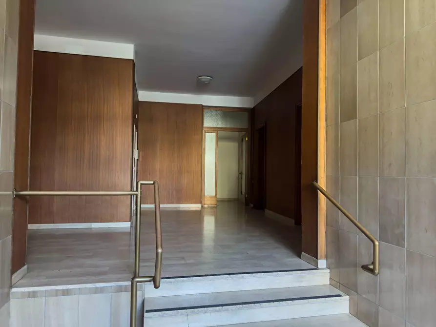 Immagine 3 di Appartamento in vendita  a Mantova