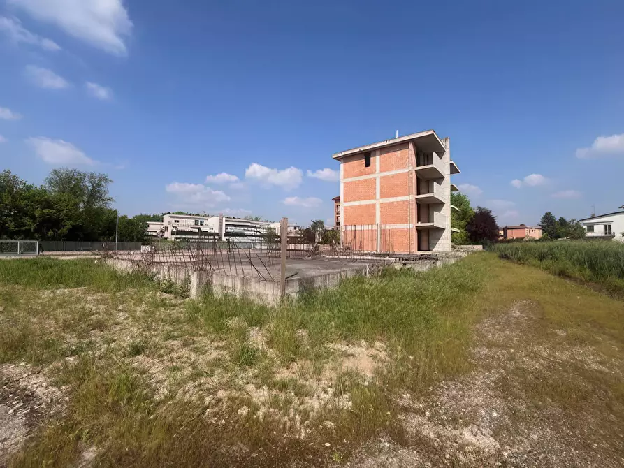 Immagine 2 di Terreno residenziale in vendita  a Borgo Virgilio