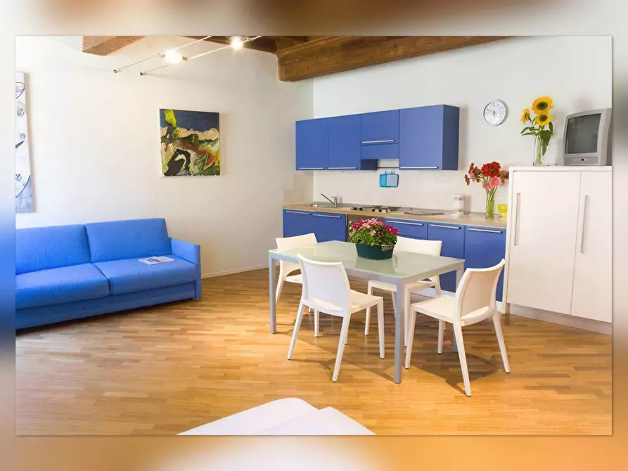 Immagine 18 di Agriturismo in vendita  a Mantova