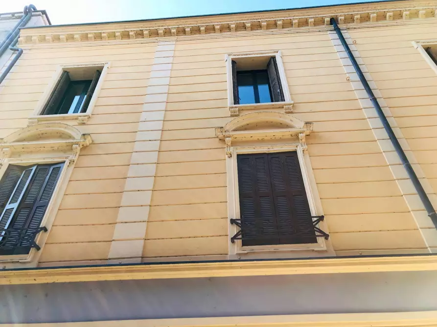 Immagine 32 di Appartamento in vendita  a Mantova