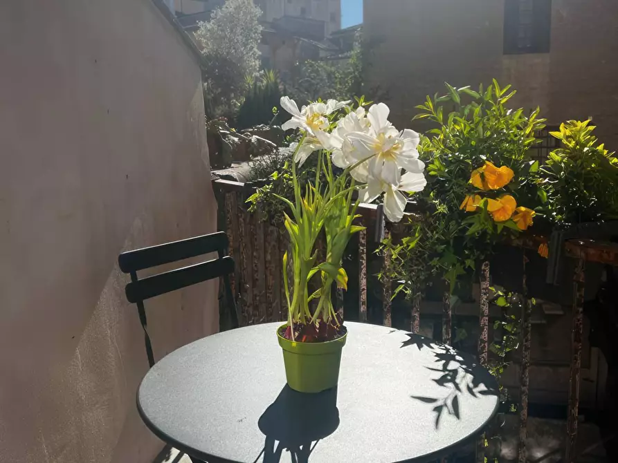 Immagine 13 di Appartamento in vendita  a Mantova