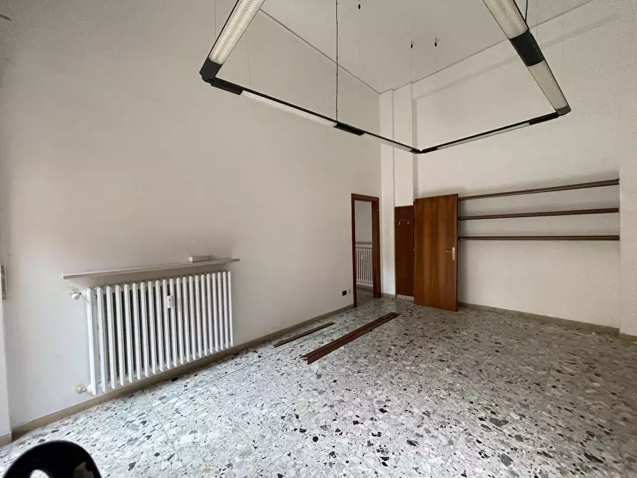 Immagine 8 di Appartamento in vendita  a Mantova