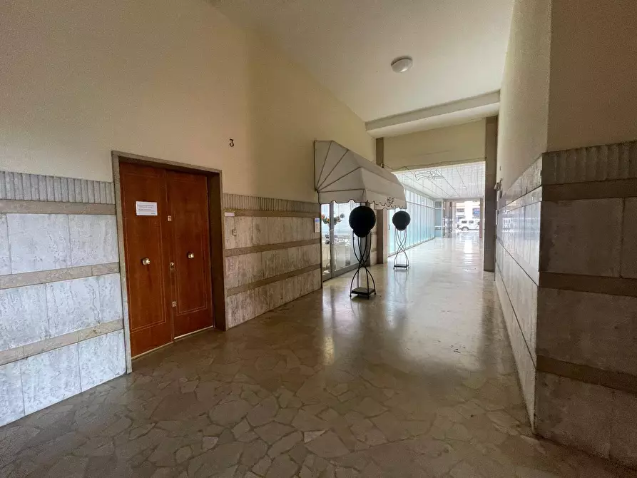 Immagine 14 di Appartamento in vendita  a Mantova