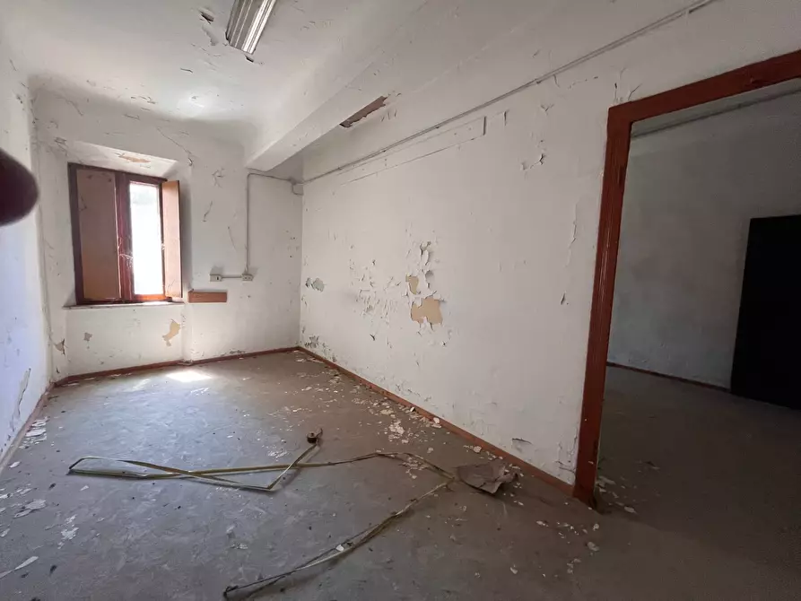 Immagine 10 di Casa indipendente in vendita  a Mantova