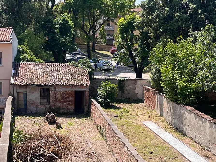 Immagine 3 di Casa indipendente in vendita  a Mantova