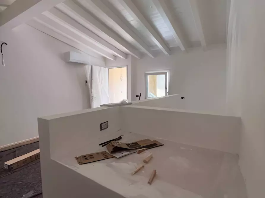 Immagine 5 di Appartamento in vendita  a Mantova
