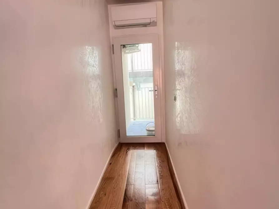 Immagine 8 di Appartamento in vendita  a Mantova