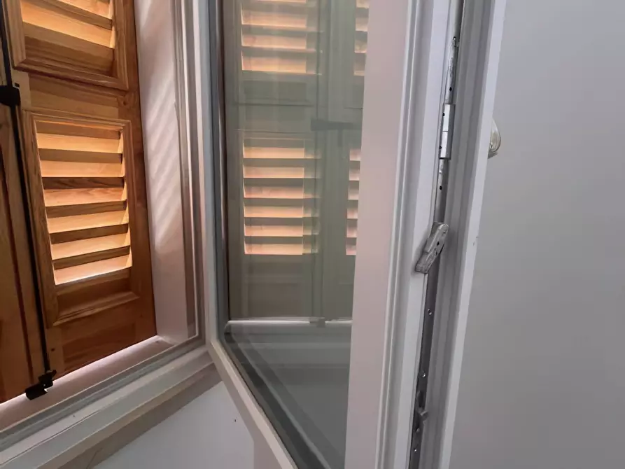 Immagine 11 di Appartamento in vendita  a Mantova