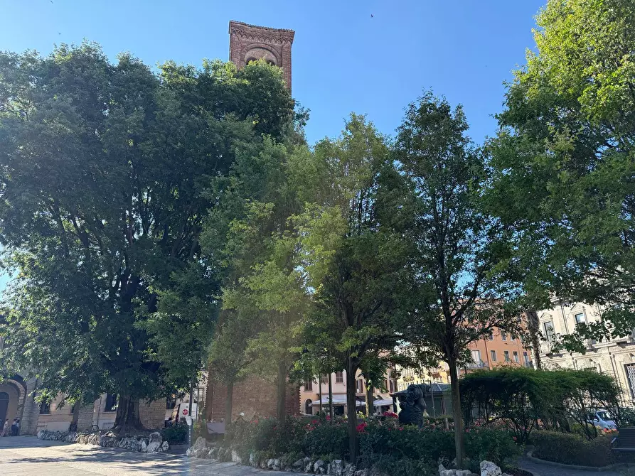 Immagine 9 di Appartamento in vendita  a Mantova