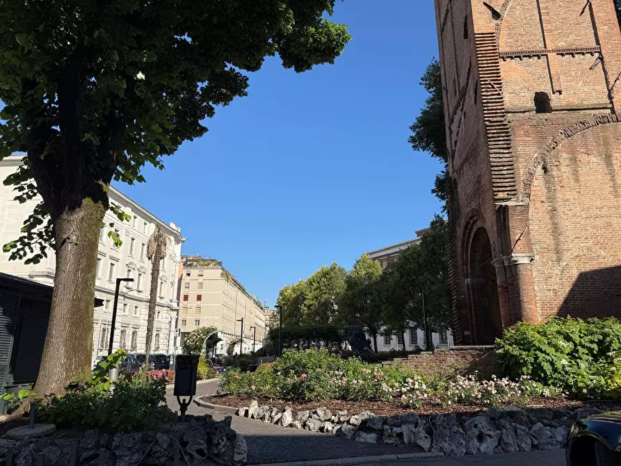 Immagine 12 di Appartamento in vendita  a Mantova