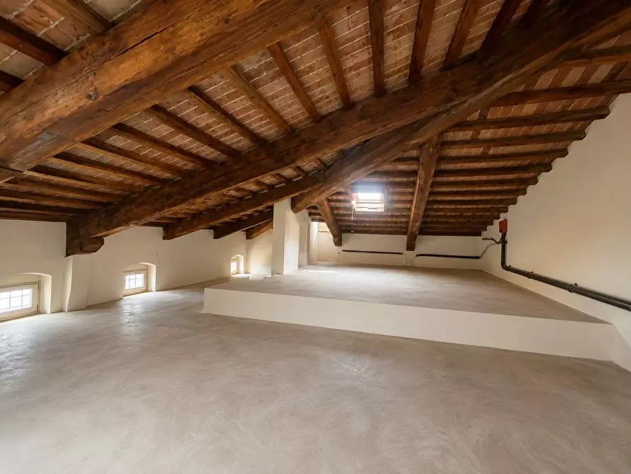 Immagine 1 di Appartamento in vendita  a Mantova