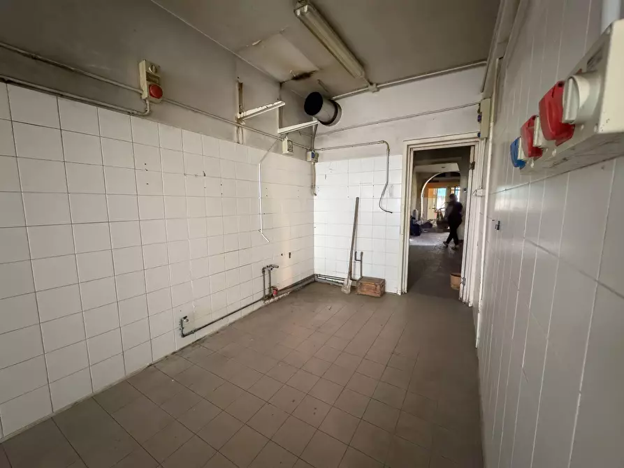 Immagine 16 di Casa indipendente in vendita  a Mantova