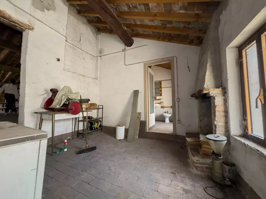 Immagine 28 di Casa indipendente in vendita  a Mantova