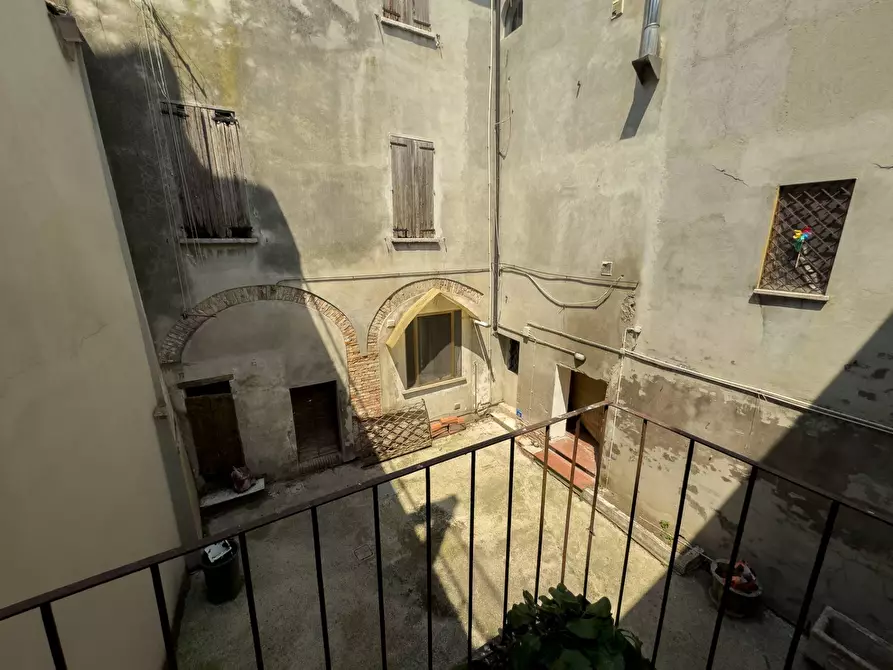 Immagine 40 di Casa indipendente in vendita  a Mantova