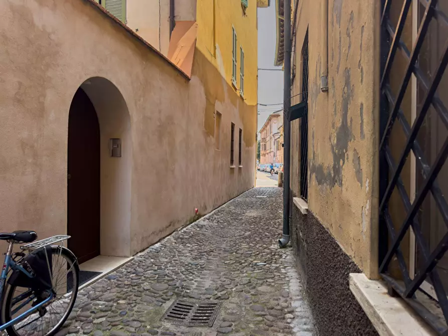 Immagine 42 di Casa indipendente in vendita  a Mantova