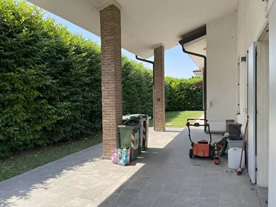 Immagine 20 di Villa in vendita  a Commessaggio