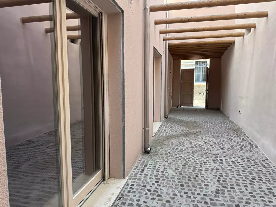 Immagine 20 di Casa indipendente in vendita  a Mantova