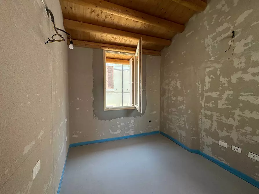 Immagine 29 di Casa indipendente in vendita  a Mantova