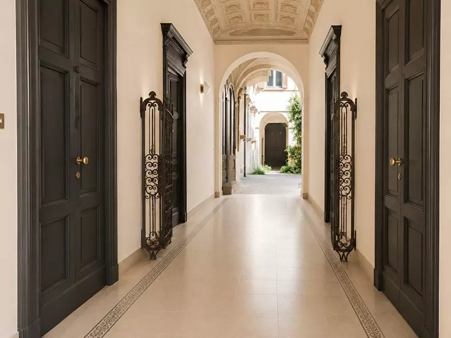 Immagine 23 di Appartamento in vendita  a Mantova